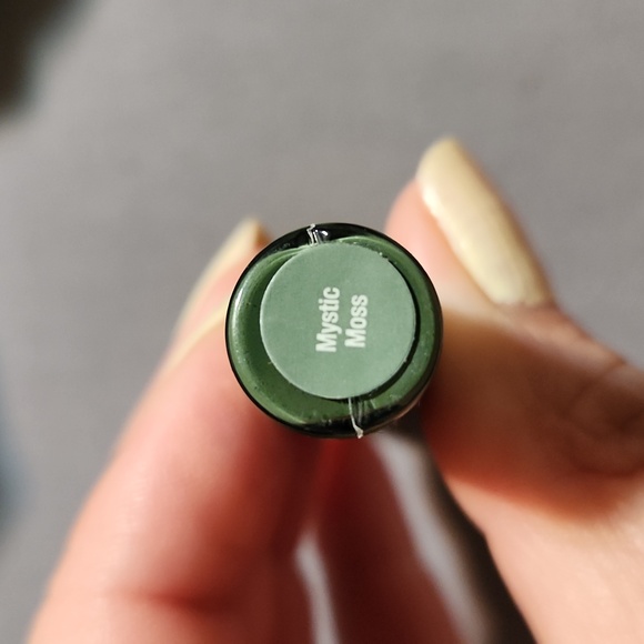 Mystic Moss ShadowSense eyeshadow - Picture 5 of 5